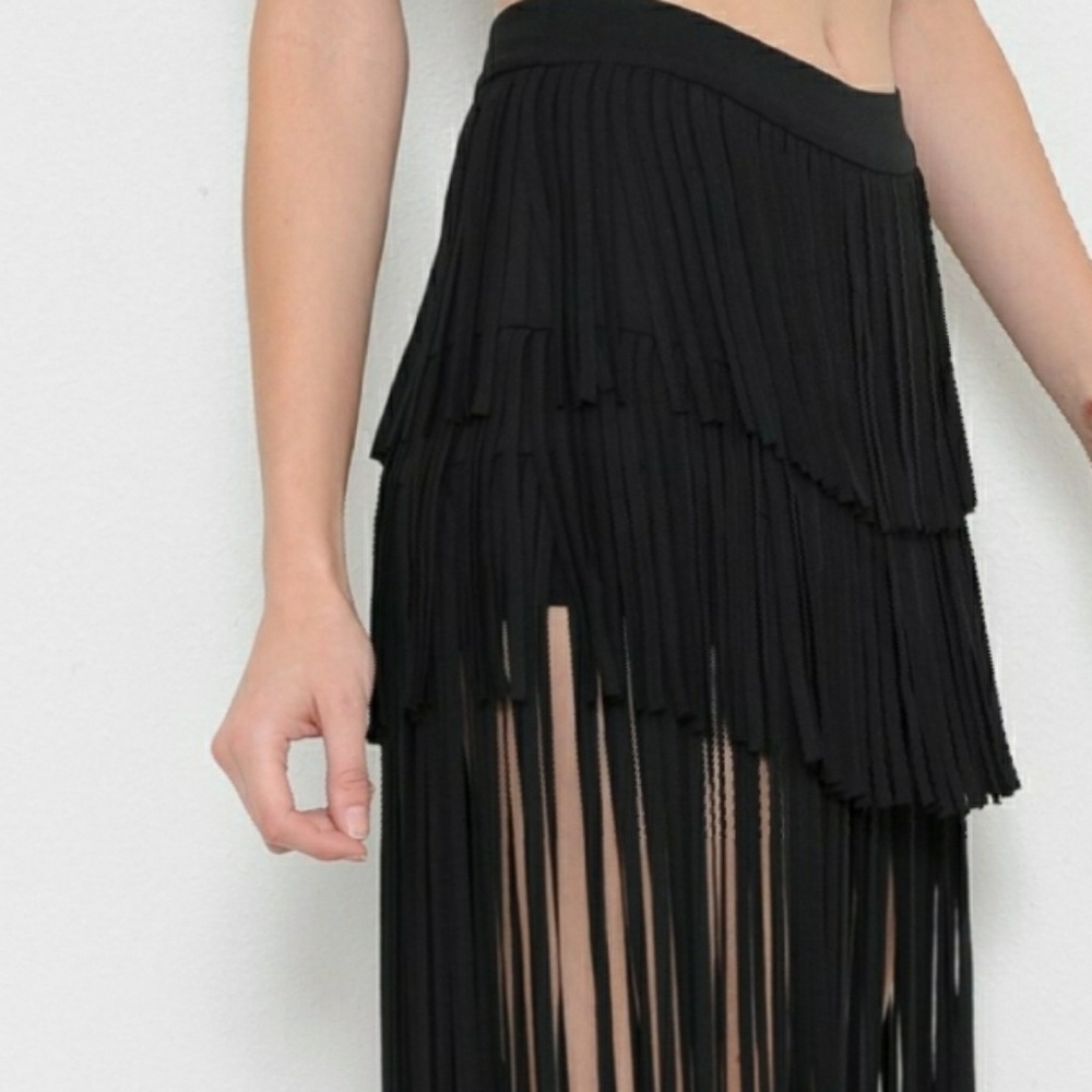 LAST 1BLACK FRINGED DETAIL MAXI SKIRT - Picture 3 of 3